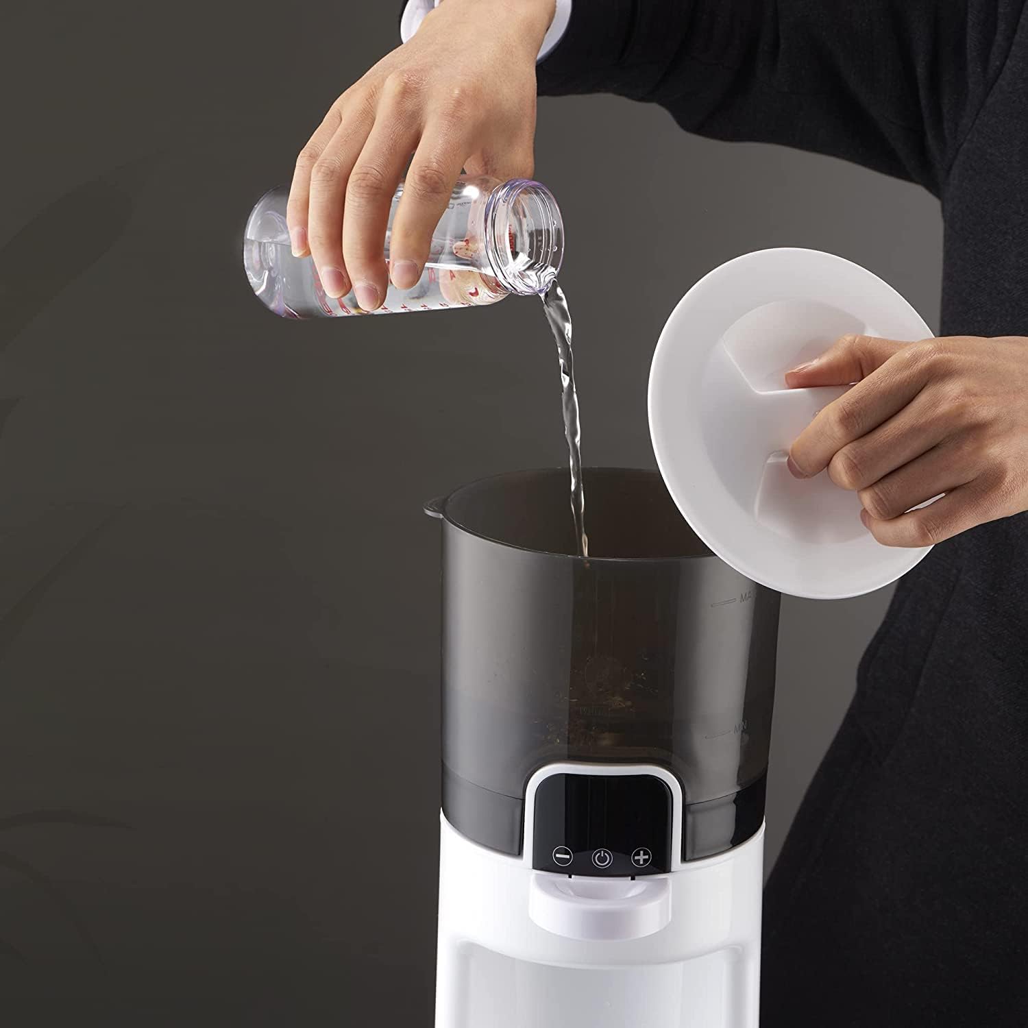 Bellababy Flaschenzubereiter für Babys,Instant Warmer,Flaschenwärmer Baby,Wasserspender für Sofortige Herstellung von Formelflaschen,Abnehmbarer Behälter,24/7 warm,Schwarz