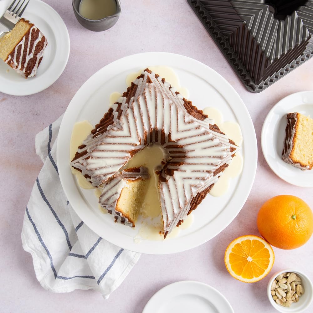 Nordic Ware Moule à gâteau Bundt® carré Graphite