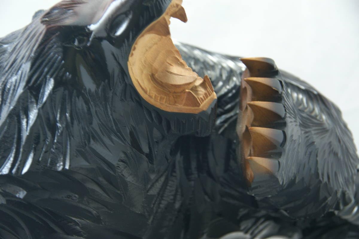 【希少】 木彫り 熊 一刀彫 怒り熊 置物 全長約40cm 工芸品 希少】 木彫り 熊 一刀彫 怒り熊 置物 全長約40cm 工芸品
