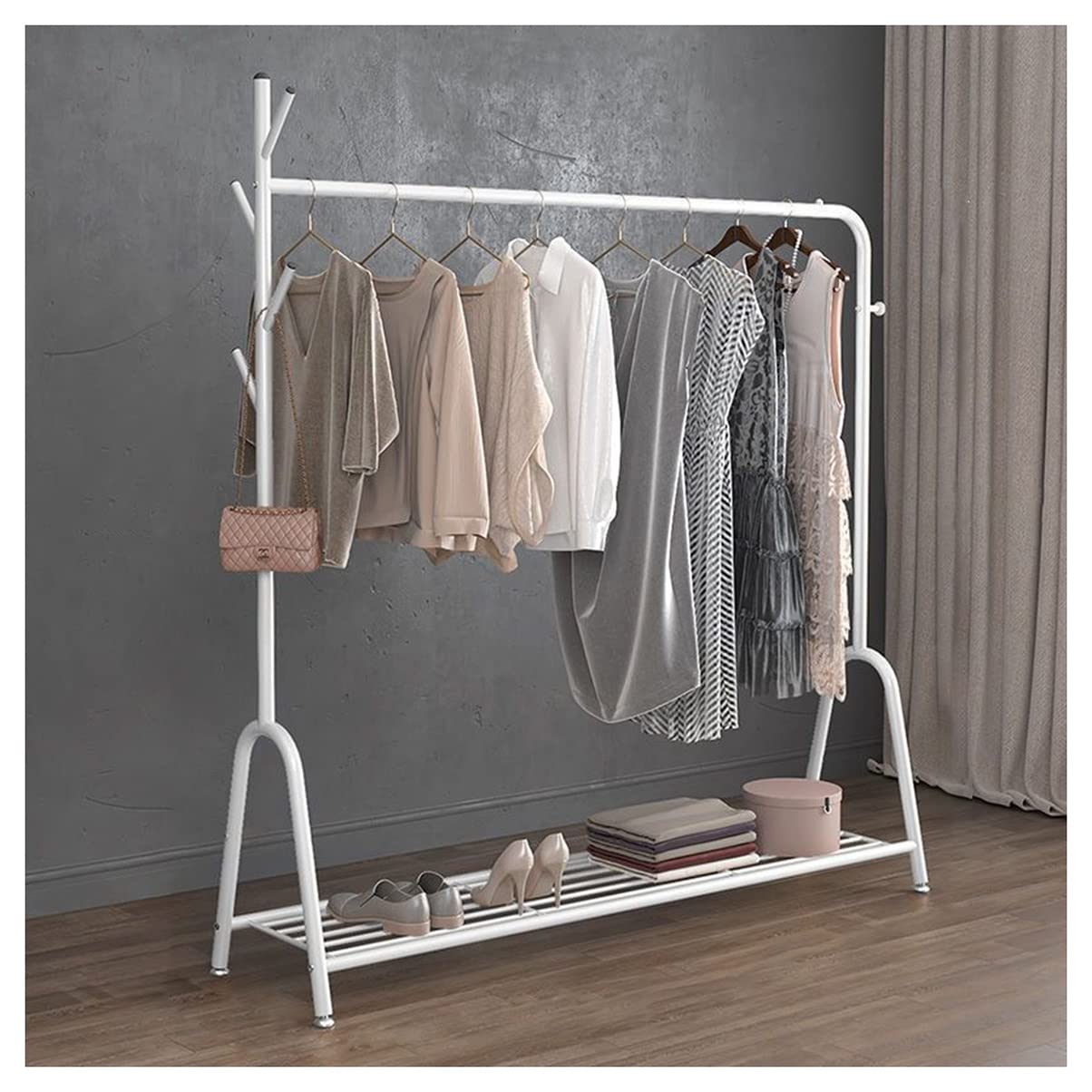 Porte-manteau en métal noir et doré Safehappy avec étagères de rangement pour vêtements