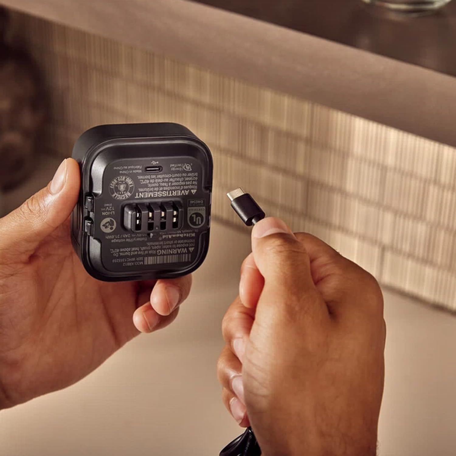 KitchenAid Go Batería Extraíble 12V Litio-Ion, Compatible con Todos los Aparatos KitchenAid Go, Carga USB-C, Indicador LED
