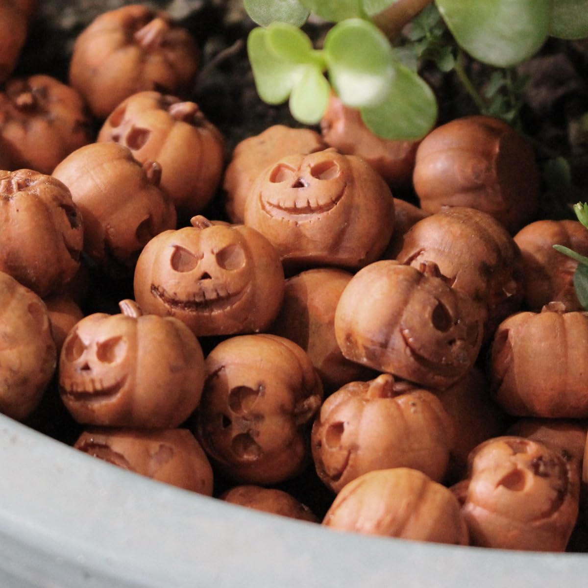 20 PCS Mini Pumpkins, Grimace Pumpkins Artificial Pumpkins Resin Figurines for Crafts Dollhouse Accessories Fall Harvest Decorations DIY Projects