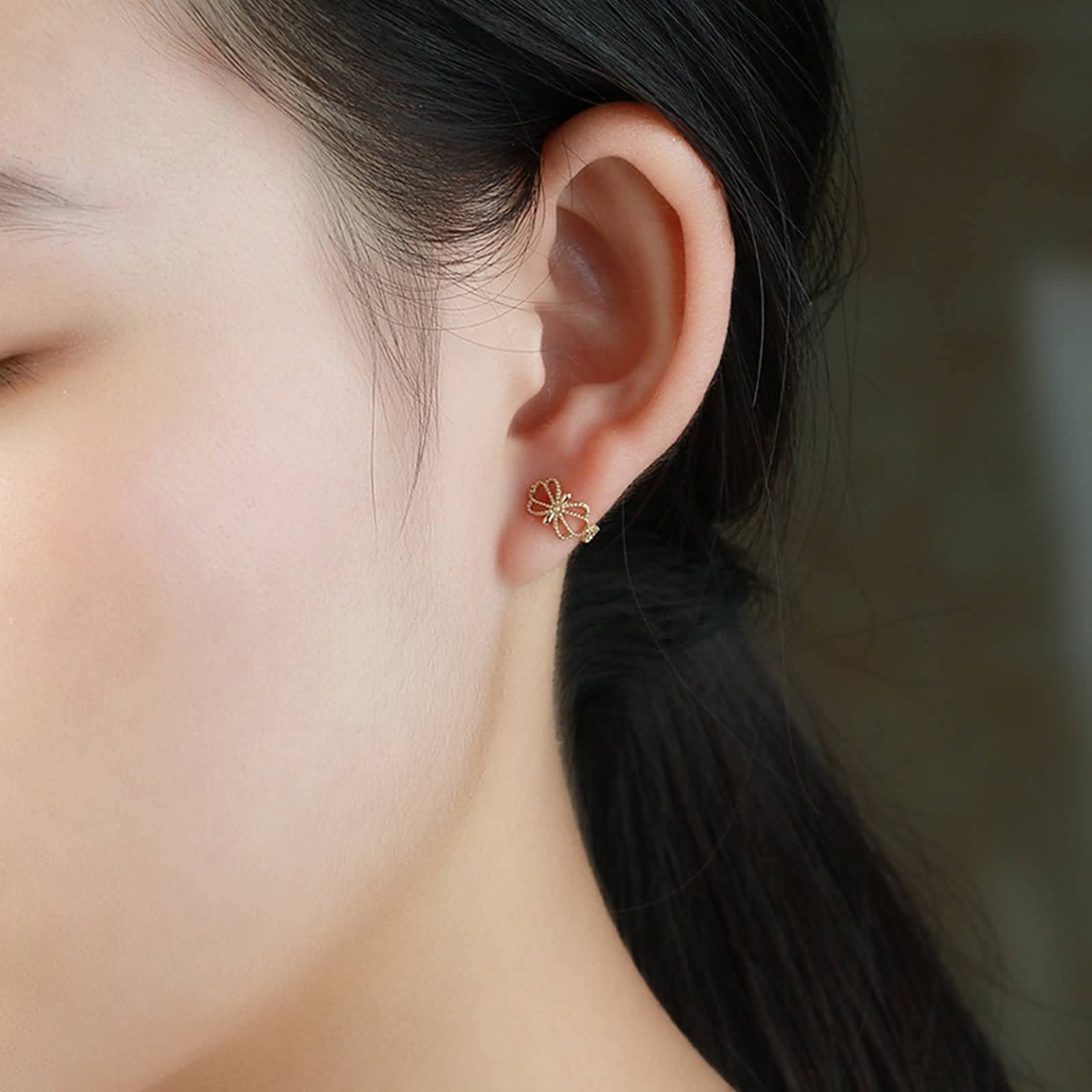 Modeschmuck Ohrringe, 18 Karat Gelbgold Hohle Blumen-Ohrmanschette Ear Cuff für Damen