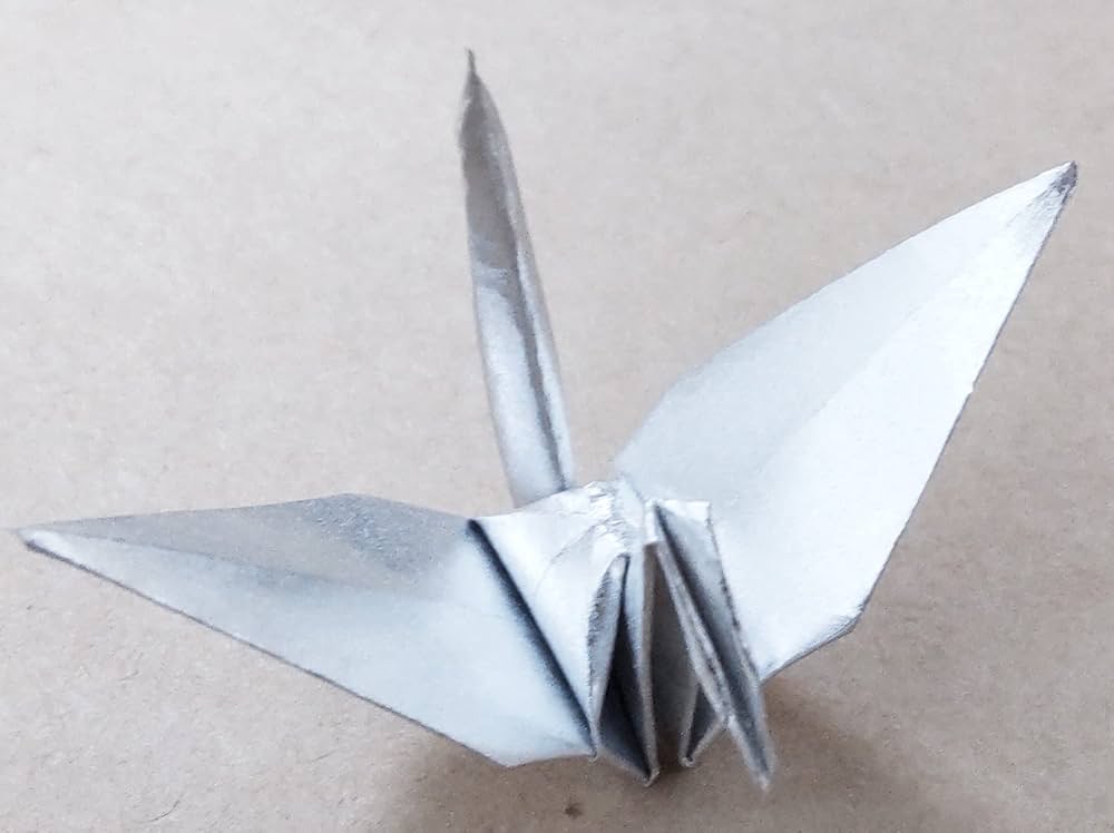 上谷 折り紙のユーカリ100本 スクリュー【曲線折り紙】 - YouTube