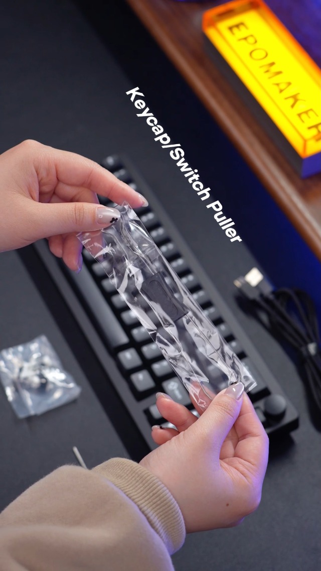 Amazon | EPOMAKER P65 QMK/VIA ワイヤレスアルミニウムゲーミング