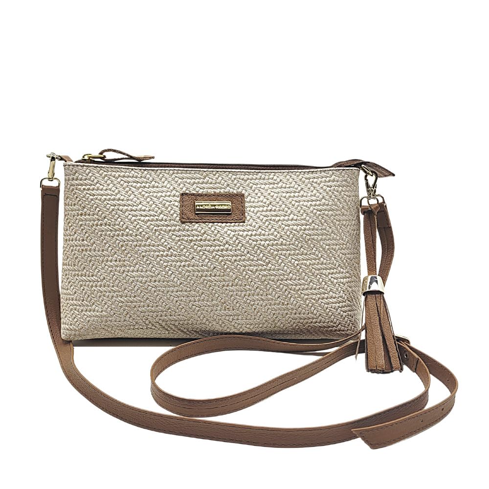 Bolsa Transversal Feminina Couro Legítimo Alça Regulável Bolso Interno em promoção! Veja a oferta e mais achadinhos de Bolsas 2 Hoje é o melhor dia para comprar Bolsa Transversal Feminina Couro Legítimo Alça Regulável Bolso Interno com aquele preço maroto! Promoção! Aproveite a oferta! 2