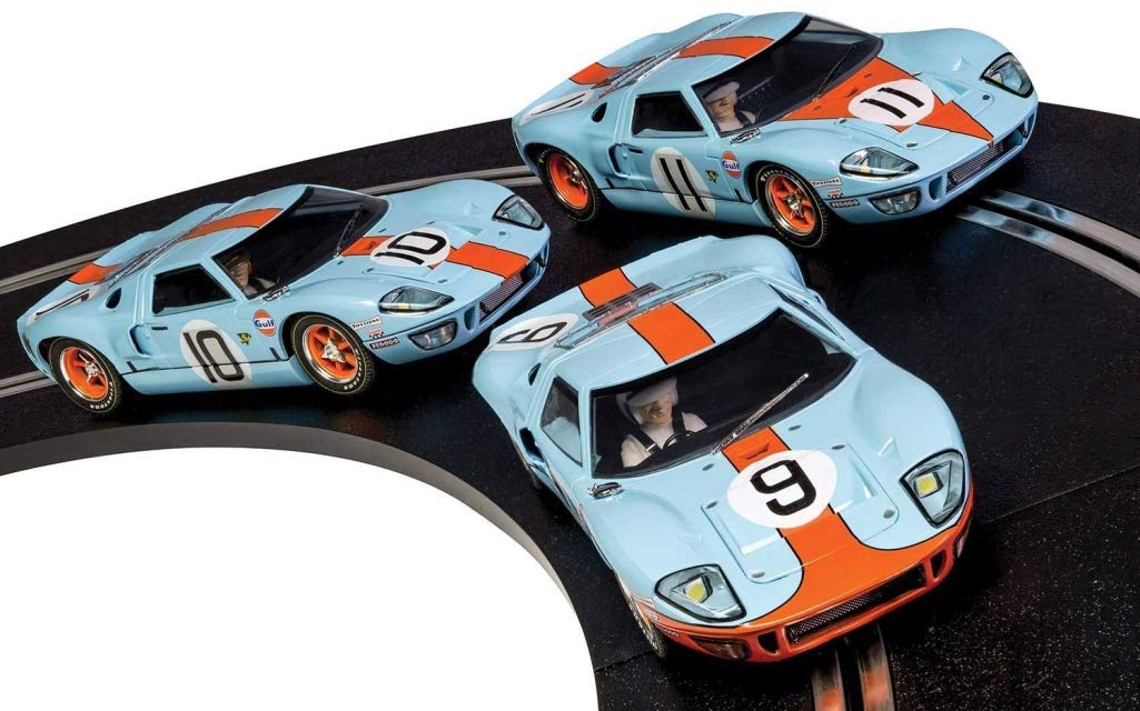 Scalextric Legends Ford GT40 Le Mans 1968 Gulf Triple Pack