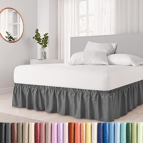 CGK Linens - Falda de cama envolvente con volantes, color gris oscuro, para camas de tamaño Queen con caída de 18 pulgadas, correa elástica de fácil