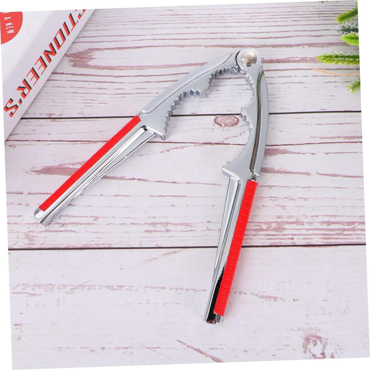 Manual Peanut Power Outlet Tester Pecan Walnut Plier Opener Chestnut Opener Nut Crackers Nuts Crab for Tool Tools Lobster and Seafood Opener Nutcracker (Redx3pcs 15.5x4cmx3pcs)