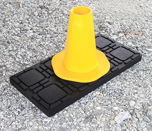 Camco 44601 Universal Leveling Block Flex Pads - Prevent Jacks And Stabilizers From Sinking Into Soft Ground - Measure 8.5" X 17" - 2-Pack,Black #TOP5