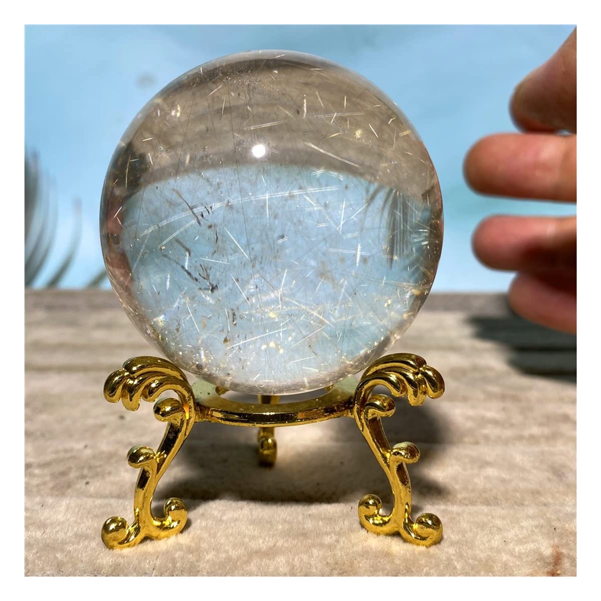 Piedra de cristal natural en bola decorativa para crear ambientes relajantes en el salón