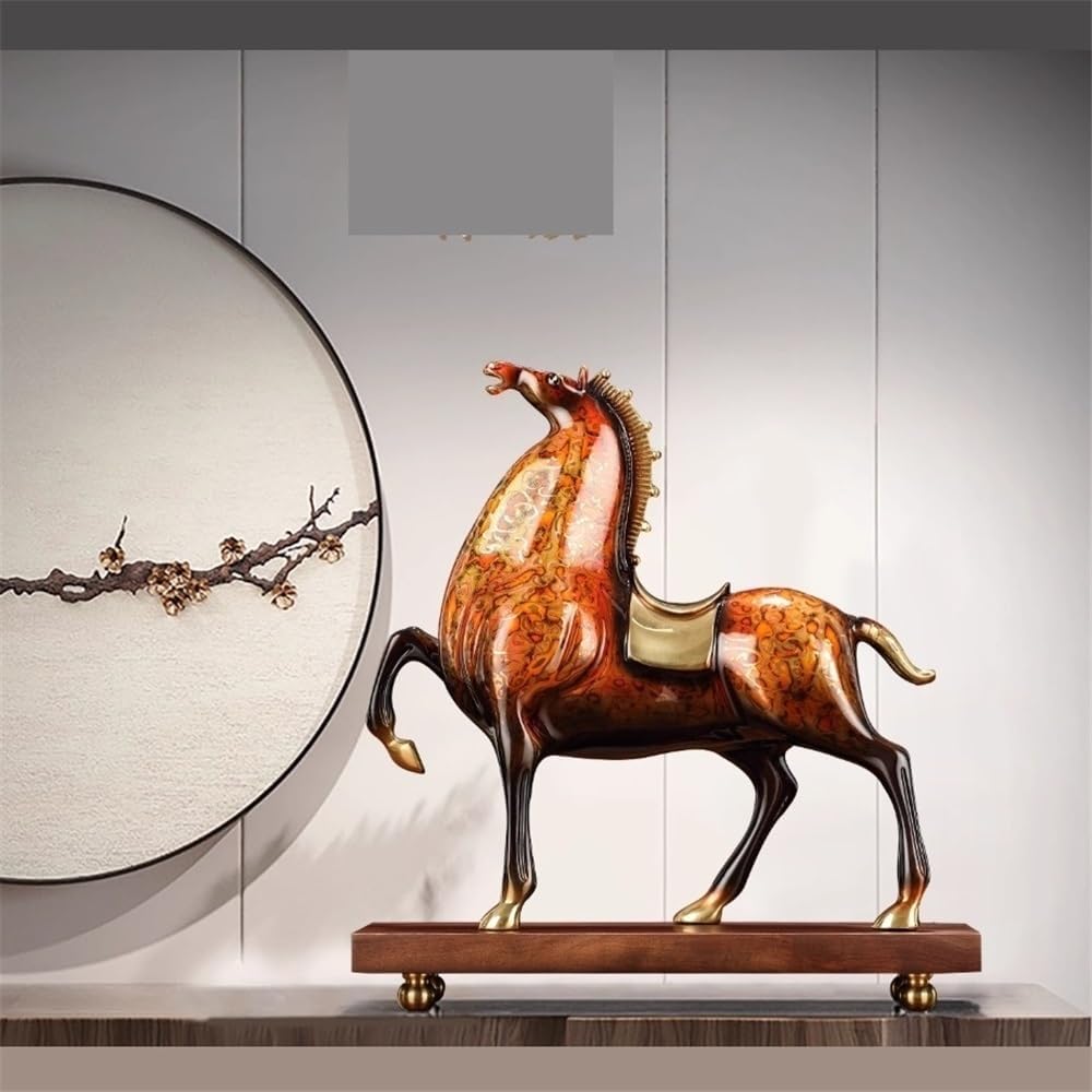 キャビネットの装飾 軽量で高級な銅製の馬の飾り物。工芸品、ワイン