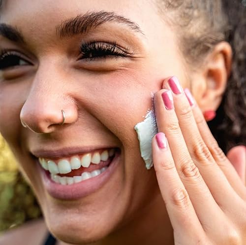 Miniatura 10 de Trilipiderm Crema de noche de rehidratación de 0.5 onzas, tamaño de viaje, rejuvenecimiento nocturno con ácido hialurónico antienvejecimiento y