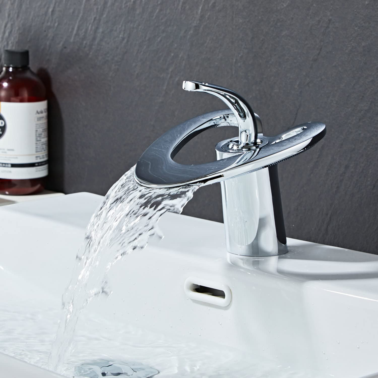 Crosswater Union Wastafelkraan - hoog - opbouw - koudwaterkraan - brushed black chrome (gunmetal) - UB112DNB Crosswater Union Wastafelkraan - hoog - opbouw - koudwaterkraan - brushed black chrome (gunmetal) - UB112DNB