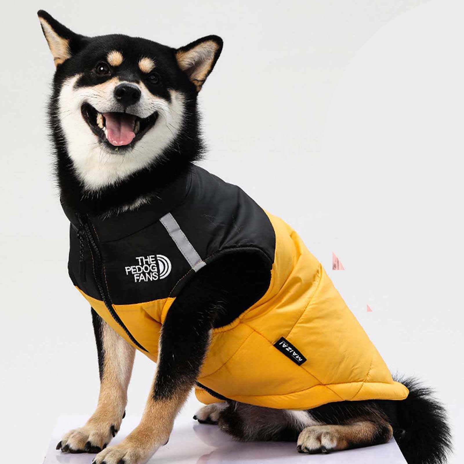 Amazon | JPETTO中型犬 大型犬 ダウンベスト 犬服 スノーウエア 雪服
