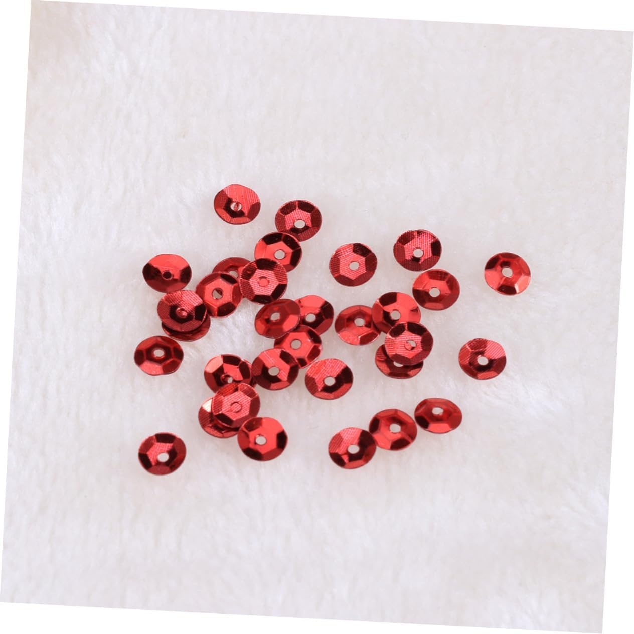 1000pcs Red Sequins for Crafts Sewing Embellishments Sparkling Round Paillettes for Clothing Wedding Decor and Accessories