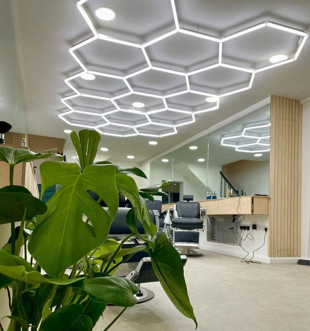 Led nido de abeja Diseño hexagonalecar Detailing Taller Autolavaje Carrocería Goma Oficina Rombo Pulido Coche Barber,Gimnasio (4,20 x 2,38 metros)