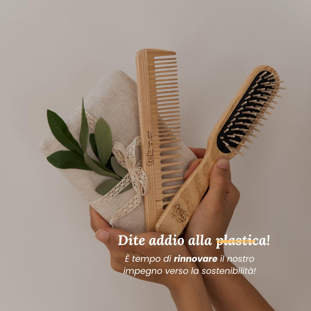 TEK - Hair Pleasure Set, Kit Spazzola e Pettine In Legno, Denti Di Ricambio Inclusi, Set Per La Cura Dei Capelli, Naturale e Artigianale, Perfetto Per Capelli Corti