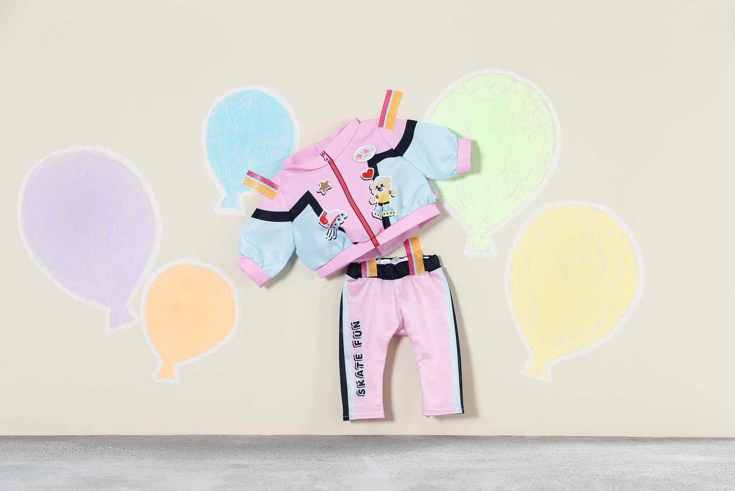 BABY born Little Jogging Suit 836347 - Two-Piece Suit with Trousers, Jacket and Pendant for 36 cm Dolls - For Children to Dress Independently - From 1 Year