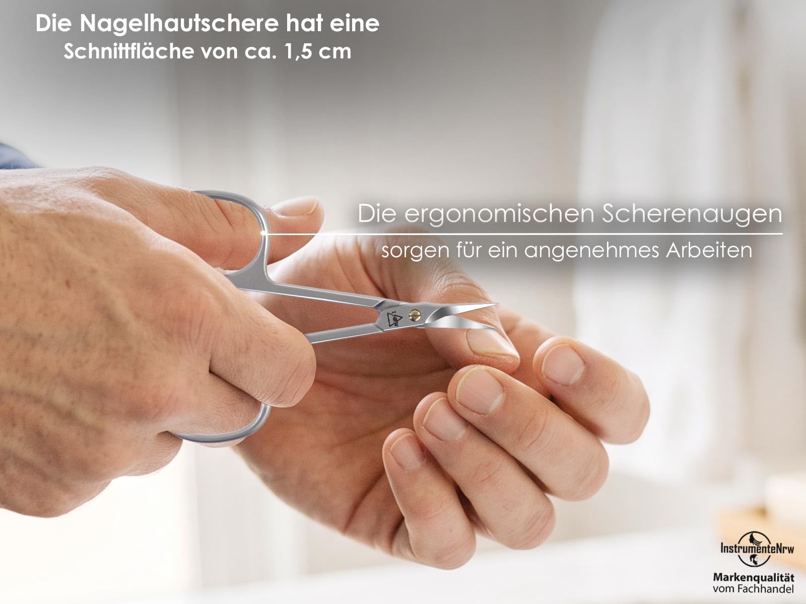 Nagelhautschere extra fein und scharf mit gebogener feiner Schnittfläche zum präzisen Kürzen von Nagelhautresten 8,5 cm Aus rostfreiem Edelstahl