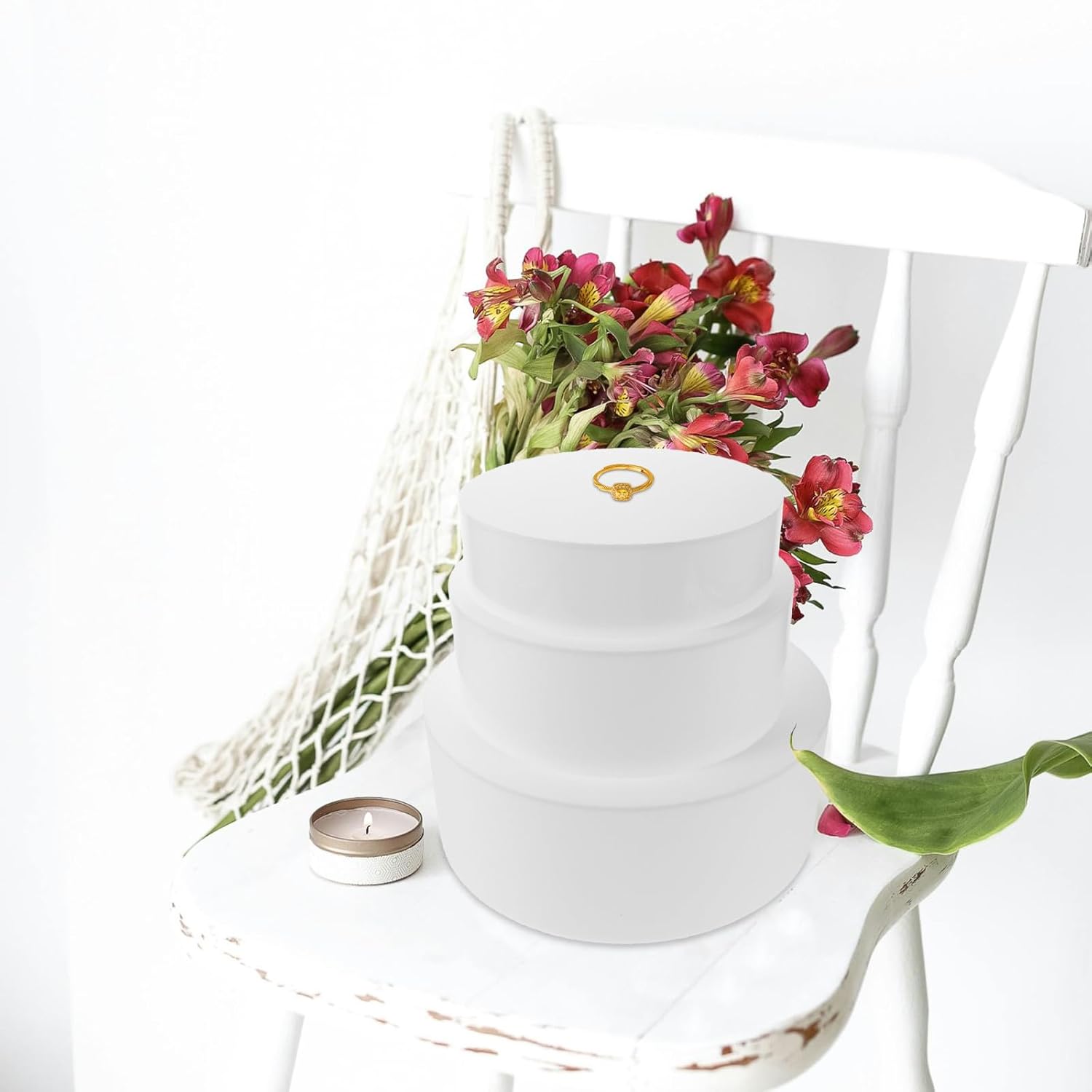 Healifty 3pcs Acrylic Round Pedestal Display Stand Cylinder Risers Holder for Cake Dessert Buffet Perfume Cosmetic Organizer Jewelry Showcase