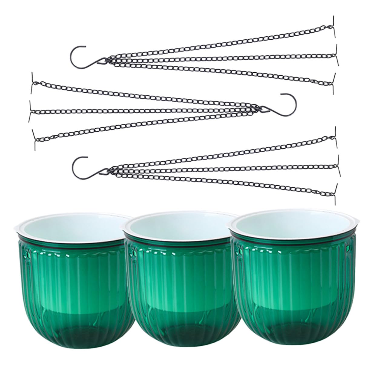 Pots de fleurs suspendus pour créer un cocon de verdure apaisant