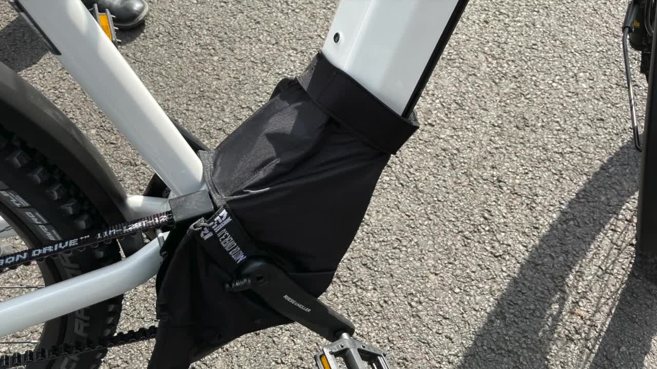 NC-17 Connect Display Cover 2.0 Schutzhülle für E-Bike