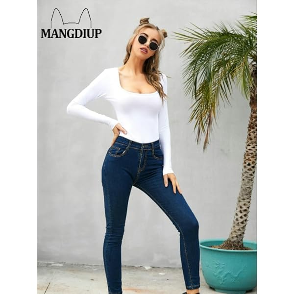 MANGDIUP Women's Scoop Neck Long Sleeve Basic Bodysuits Jumpsuits (Black, M)