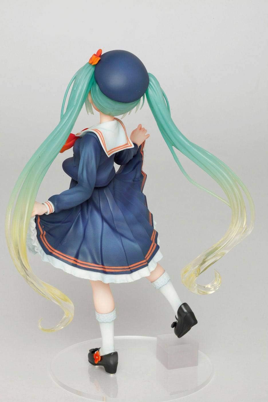Taito 7" Hatsune Miku 3rd Season Autumn Version Figure