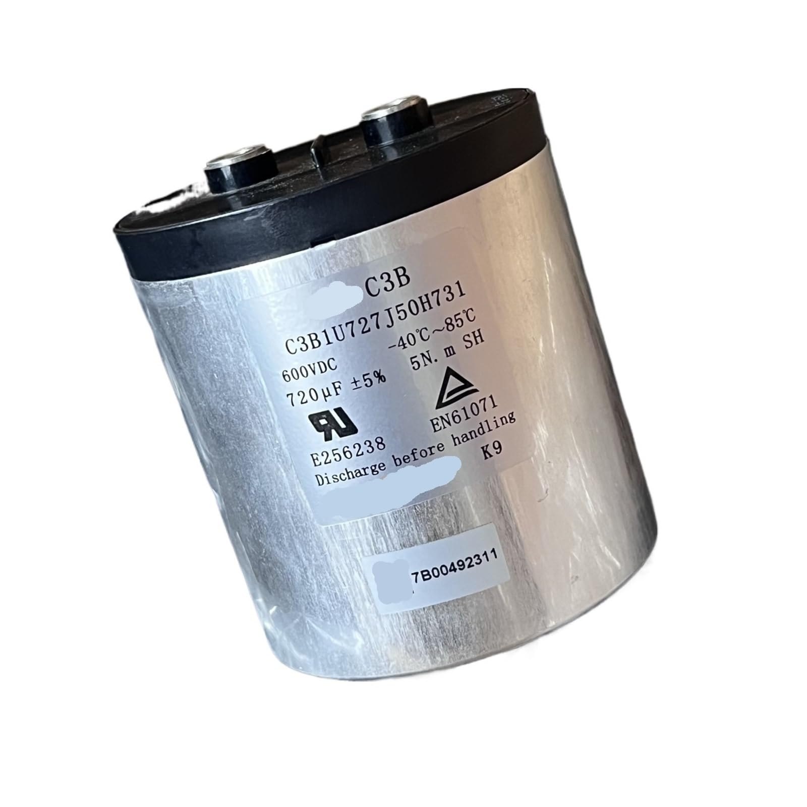 Condensateur 720 UF 600V CC : éliminez les baisses de tension de vos circuits