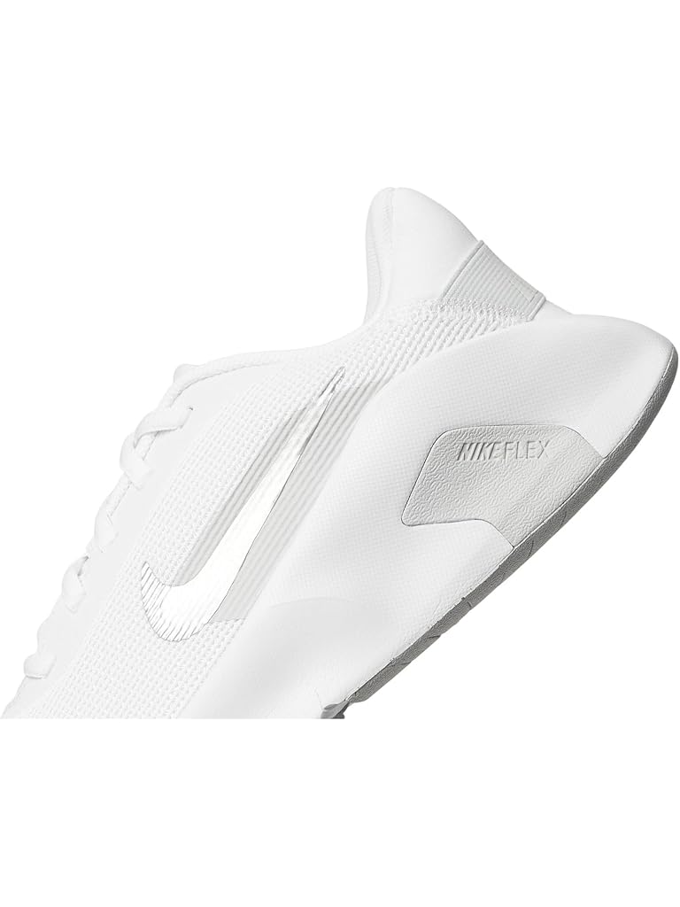 White Nike Flex Train