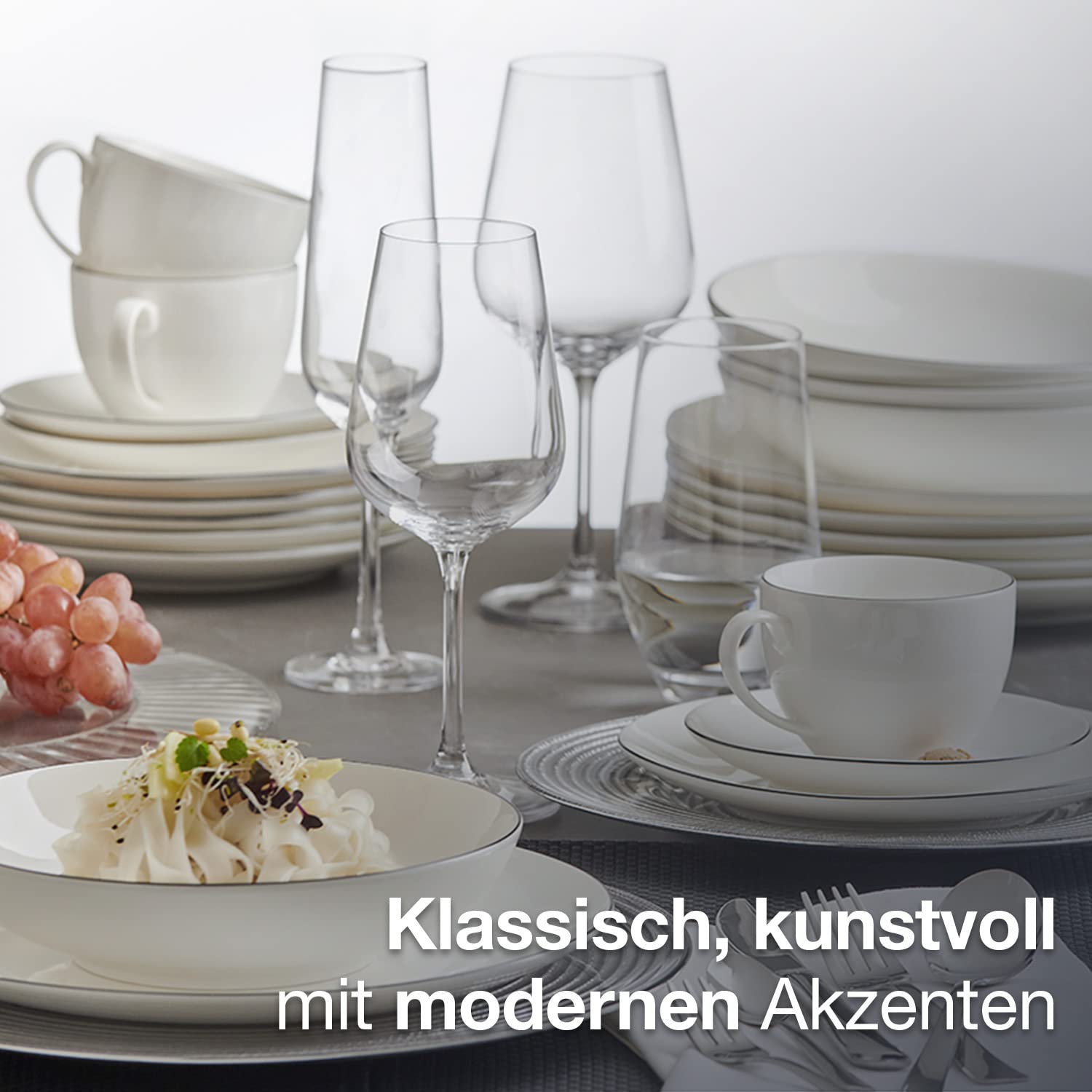 Peill+Putzler Germany, Kaffeeservice für 6 Personen aus hochwertigem Porzellan, 18-teiliges Geschirrset in weiß mit schwarzem Rand, 6x Dessertteller, 6x Kaffeetassen, 6x Kaffeeuntertassen