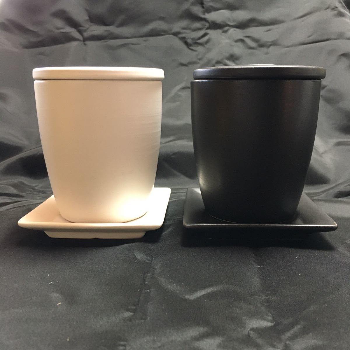 Amazon.co.jp: 超レア 山本寛斎 蓋付きカップ＆ソーサー2客組 白