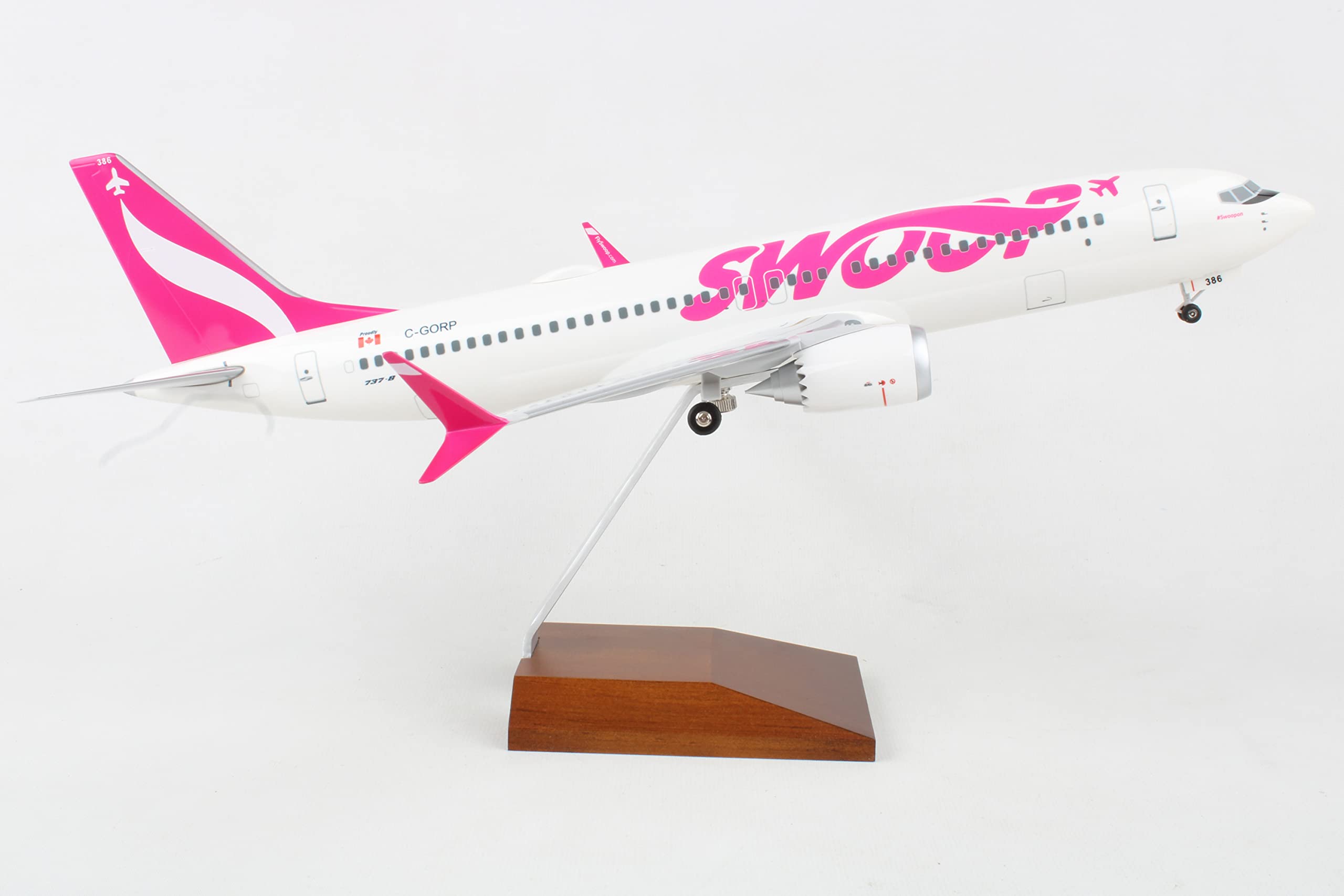 DARON / ダロン｜SWOOP / スウープ｜B737-800｜1/100 Amazon.com: SkyMarks Daron Swoop 737MAX8 1/100 W/Wood Stand & Gear