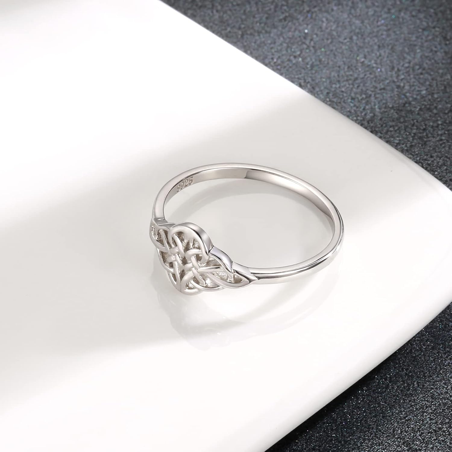 Irish Celtic Knot Ring for Women : 925 Sterling Silver Celtic Love Knot Ring Jewelry Gift for Women Girlfriend Wife