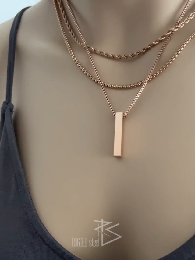 Collana In Acciaio Con Ciondolo Cuore Snello E Catena A Perle - Chic Mode Germogli