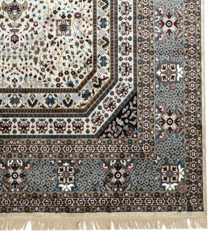 Image of Luxury Silk Carpet 9 x 12 FEET for Living Room or Bedroom, Made with Premium Silk, Perfect for Elegant Interiors Comfort and Timeless Design