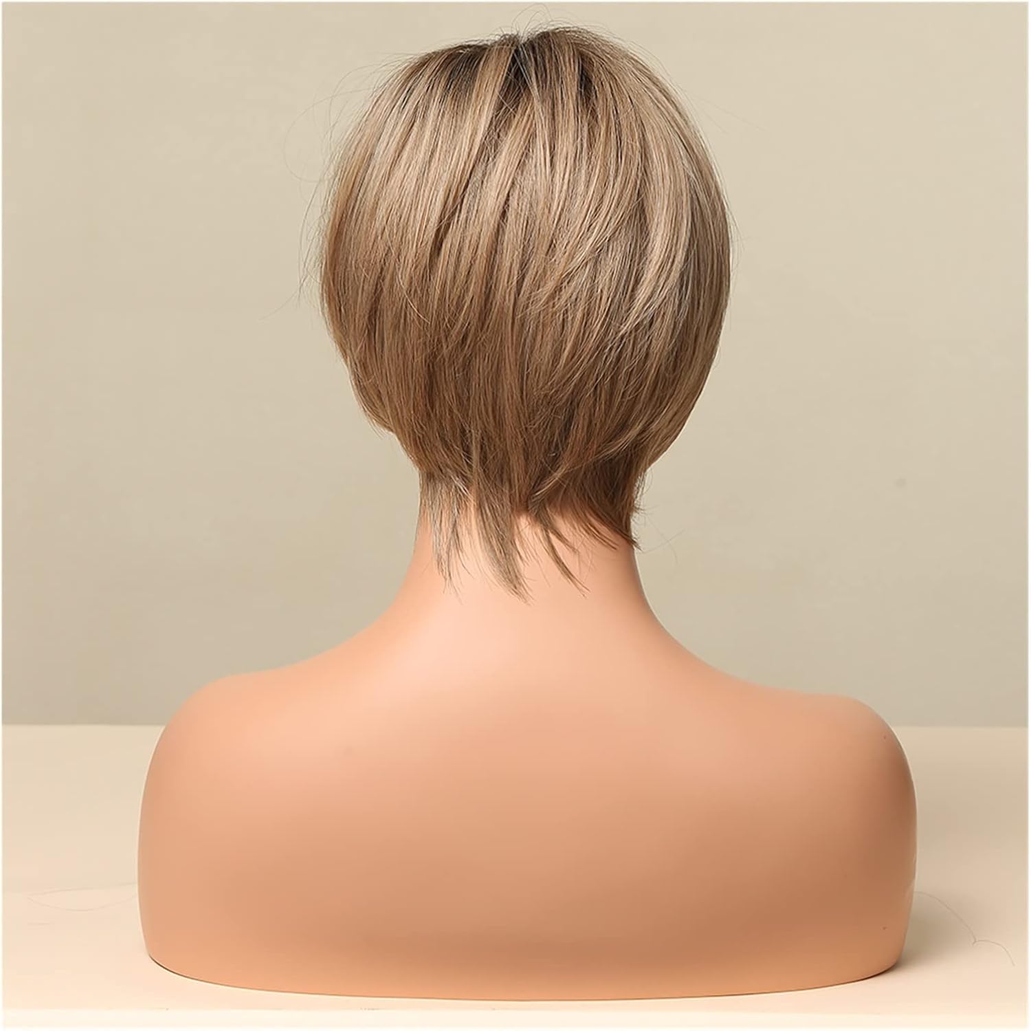 コスプレ WIGGY RICH シフォンボブ ウィッグ ファッションウィッグ カツラ ボブ レディース 【クリアストーン】 –  clearstone(クリアストーン)公式オンラインストア サイドバングと短いボボウィッグ絹のようなストレートグレーブラウンブロンドの合成ウィッグデイリーパーティーコスプレの耐熱性(LC510