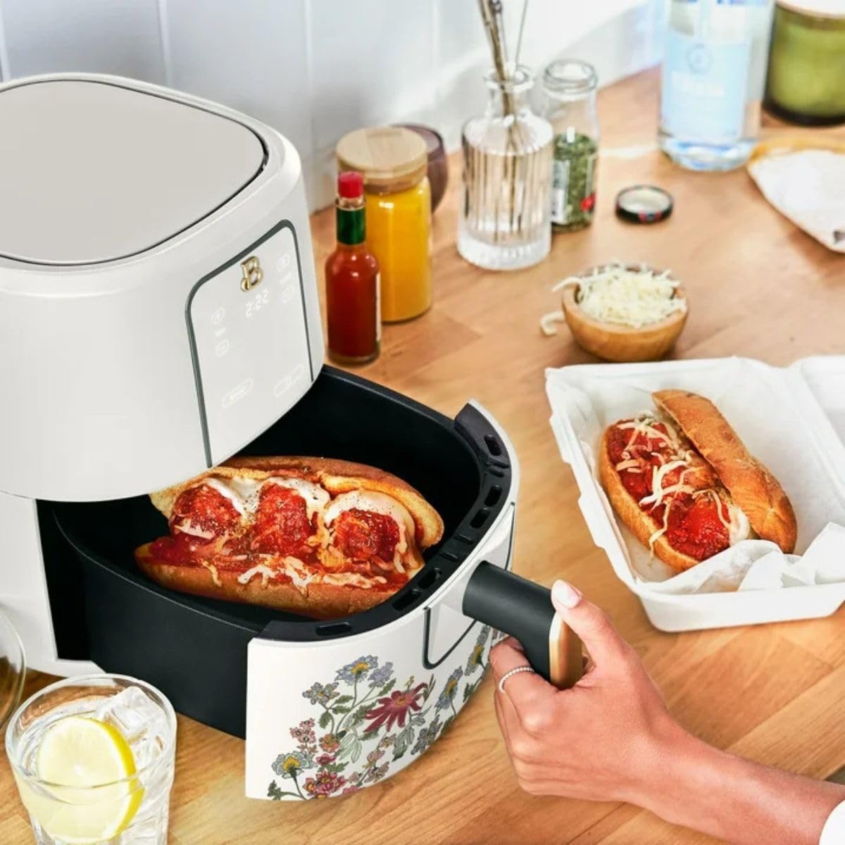 B. 3-Quart Digital Air Fryer, TurboCrisp Technology, 4 Presets, 170°F-400°F, Non-Stick, Dishwasher Safe, 1200 Watt. (WILDFLOWER WHITE)