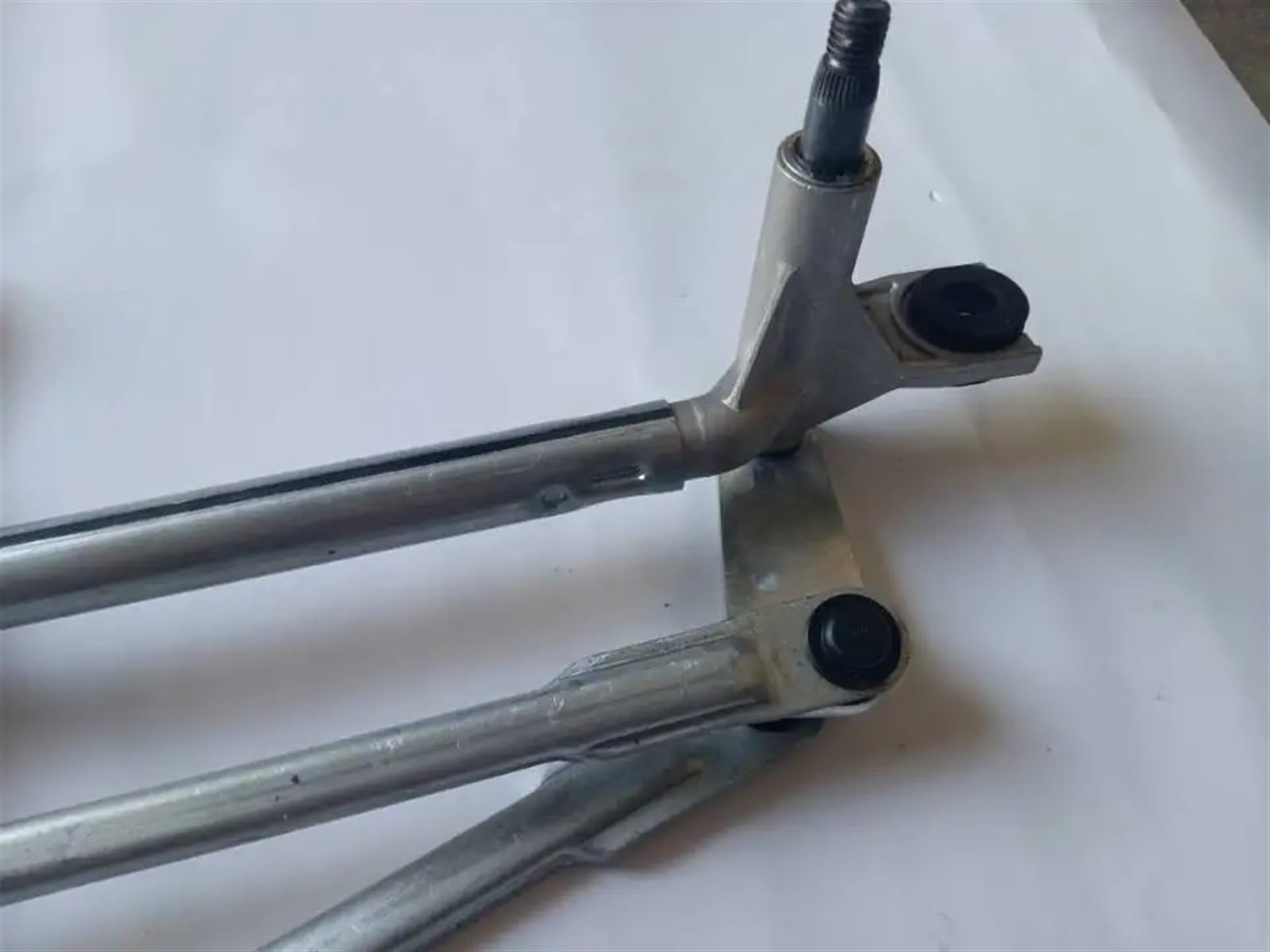 Silnik wycieraczek samochodowych do SAIC, do ROEWE 350 MG5 Zestaw mechanizmu wycieraczek przedniej szyby Części silnika samochodowego Silnik wycieraczek samochodowych Silnik mechanizmu wycieraczek