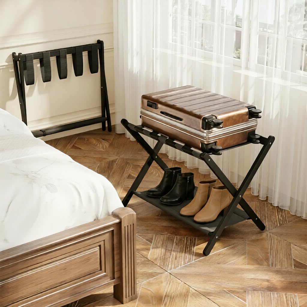 BAMBOOHOMIE Paquete de 2 portaequipajes de bambú para habitación de invitados, soporte plegable de 26.7 pulgadas con estante de almacenamiento de tela, soporte de equipaje grueso para dormitorio