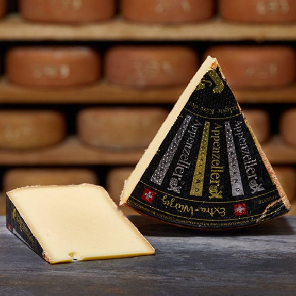 Appenzeller AOP Extra - Fromage Suisse traditionnel - 500gr - Goût corsé et épicé - affinage minimum 6 mois - Pâte pressée - Idéal raclette, fondue, apéritif