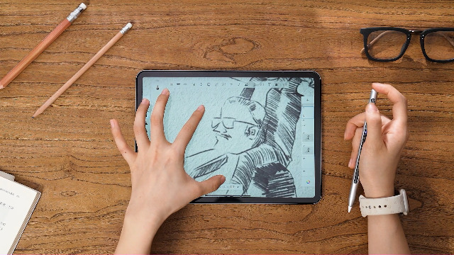 MOMAX Pen for iPad, Transparent iPencil with Magnetic Wireless