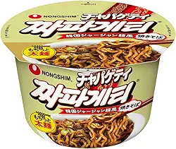 Lamen Coreano Chapaghetti - Macarrão Instantâneo com Tempero de Feijão Preto Tostato 114g - Nongshim