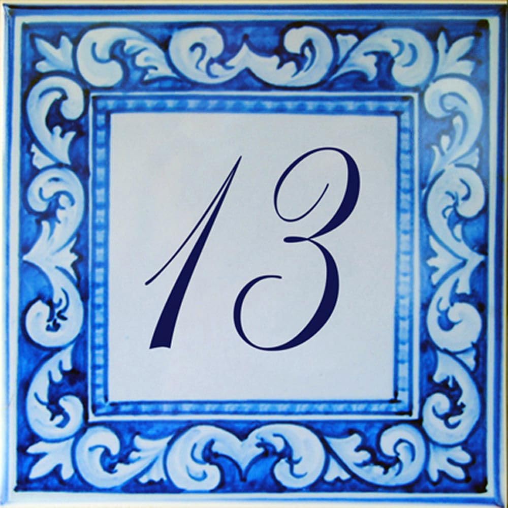 Numéro de maison en faïence 20x20 visible pour ne plus rater vos colis