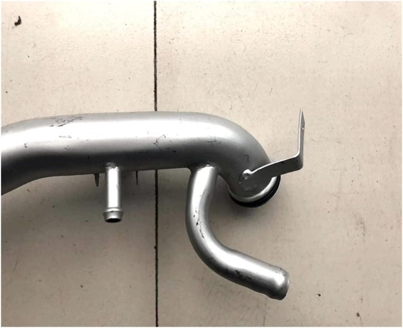 エンジンラジエーターホース ラジエーターウォーターパイプ 鉄製ホース