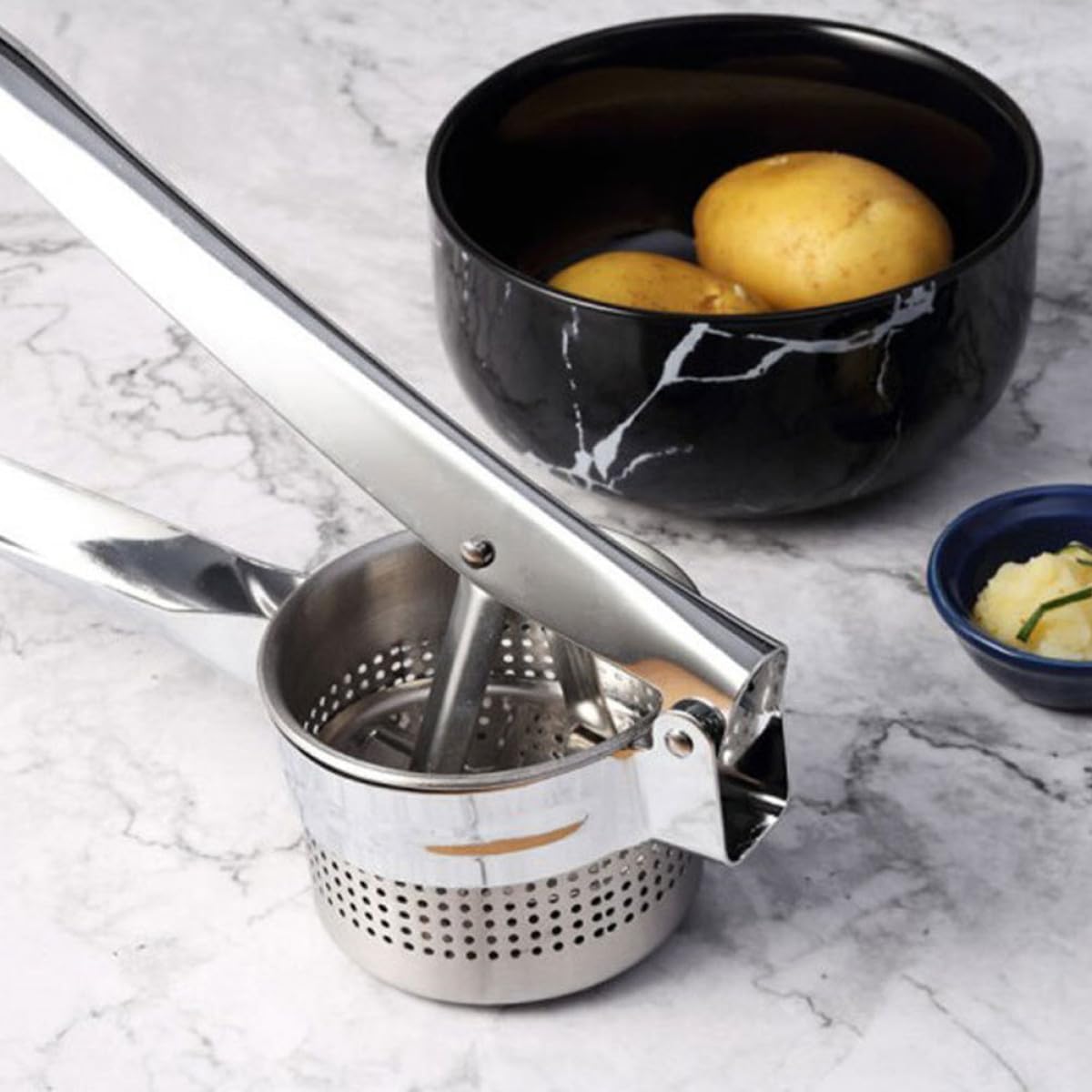 Manual Stainless Steel Potato Masher Non-Slip Easy-Grip Handle Efficient Kitchen Tool for Crushing Potatoes Vegetables and Fruits Lightweight and Easy to Clean