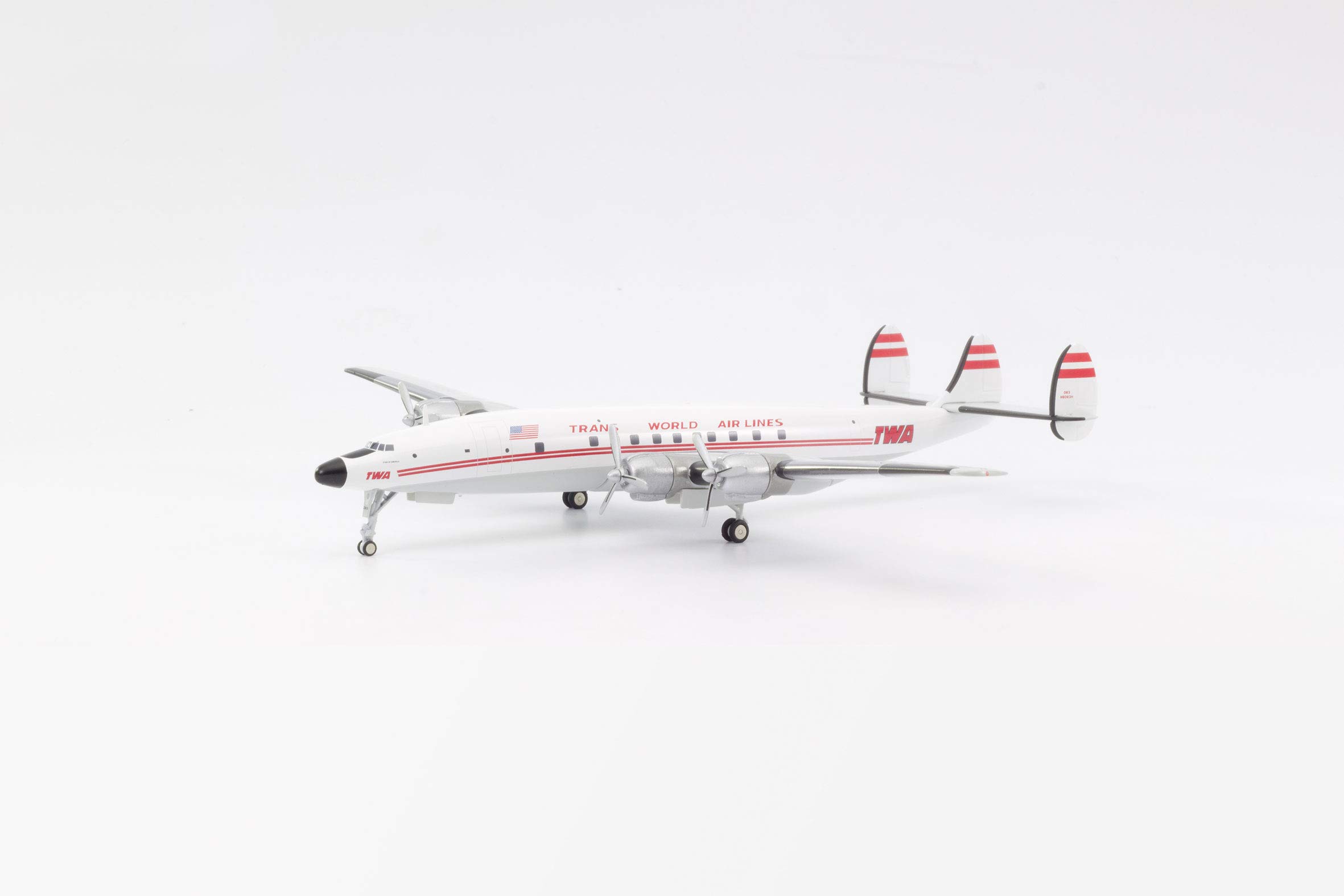 Herpa model samolotu TWA - Trans World Airlines Lockheed L-1649A Jetstream, skala 1/200, model, egzemplarz kolekcjonerski, bez podstawki, figurka metalowa