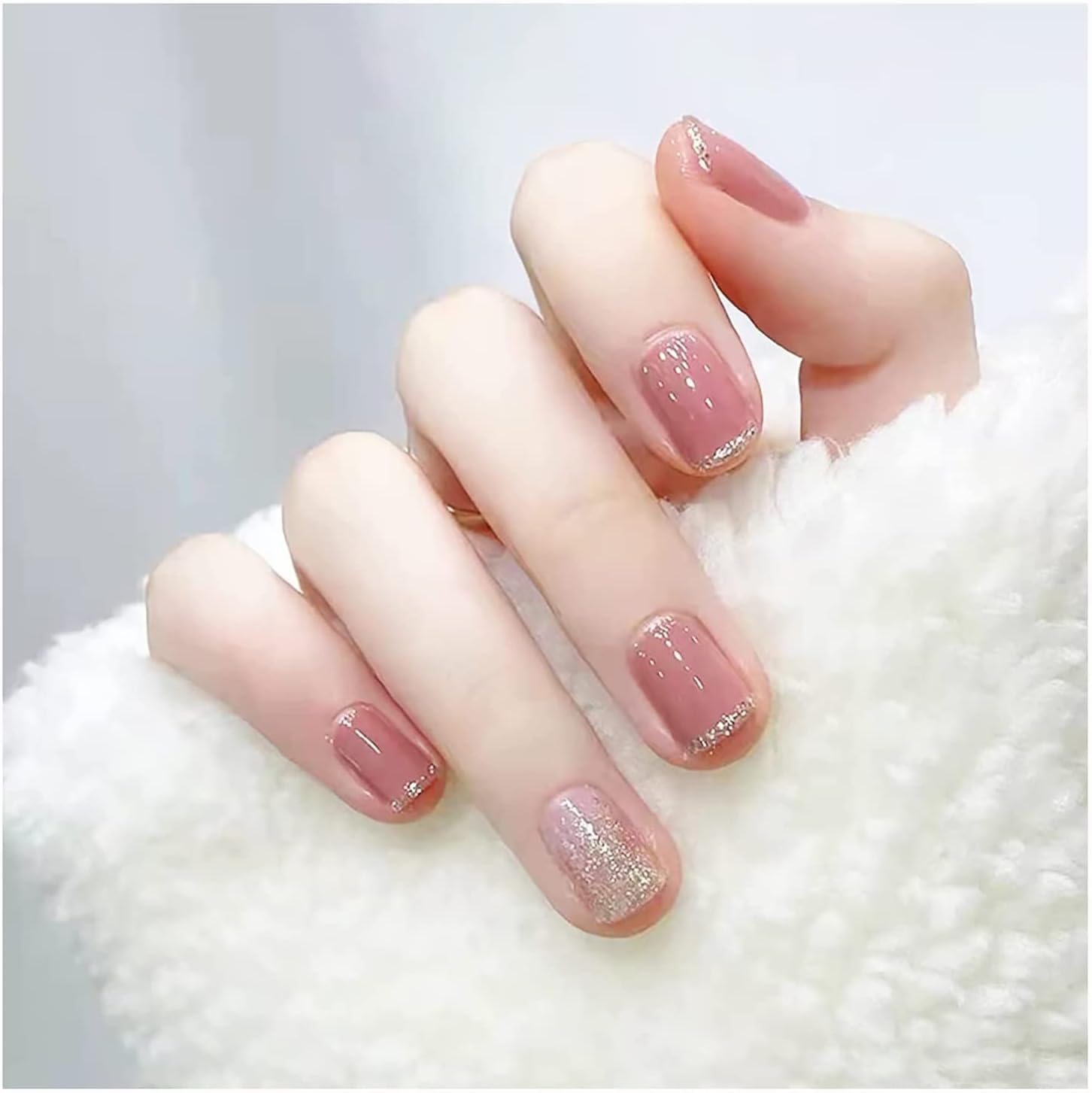 Amazon | ドミ屋ネイルチップ3D爪24枚入ベリーショート人気ネイル