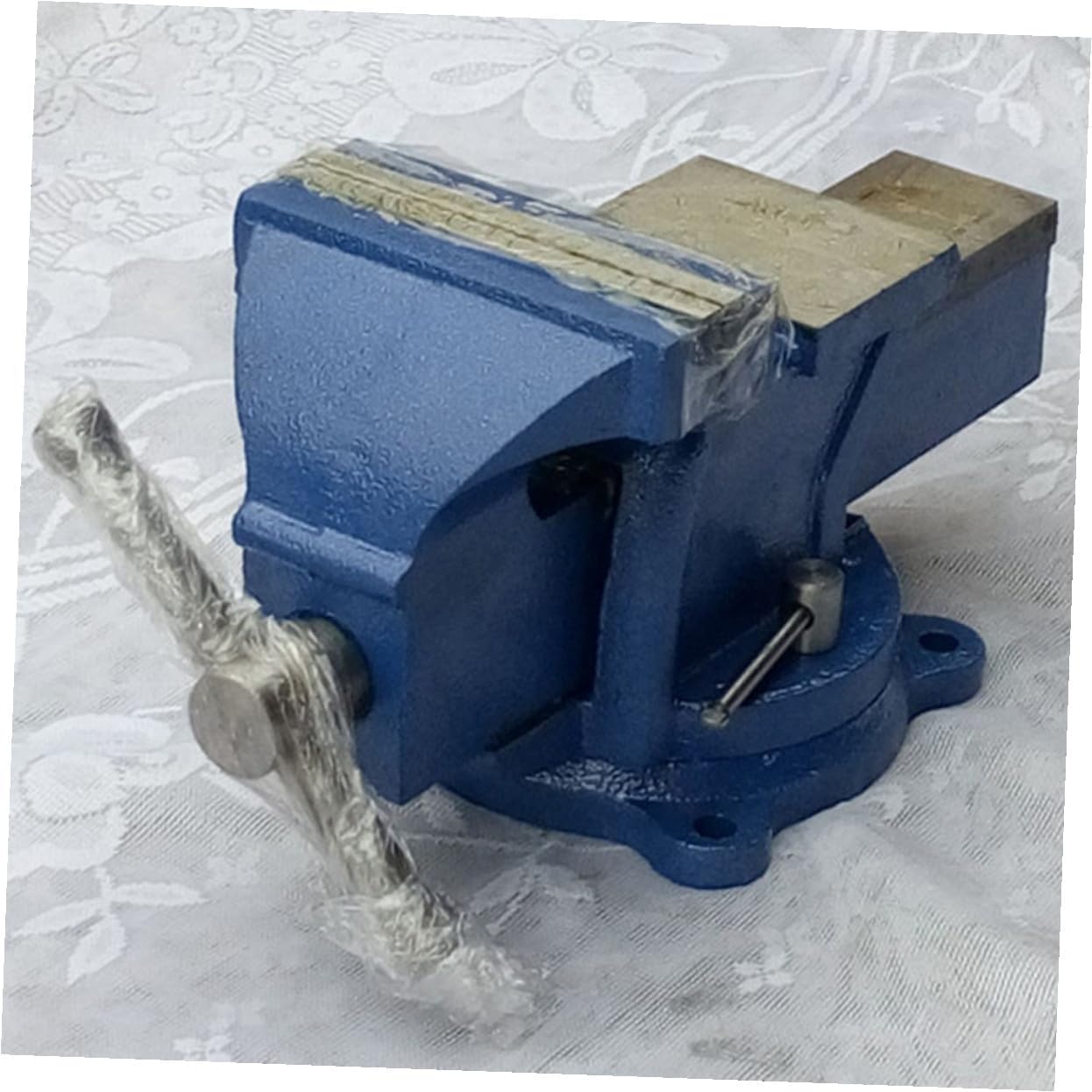 Heavy-duty Steel Workbench Vise Portable Table Clamp for Woodworking Jewelry Crafting DIY Projects Cast Metal Tool
